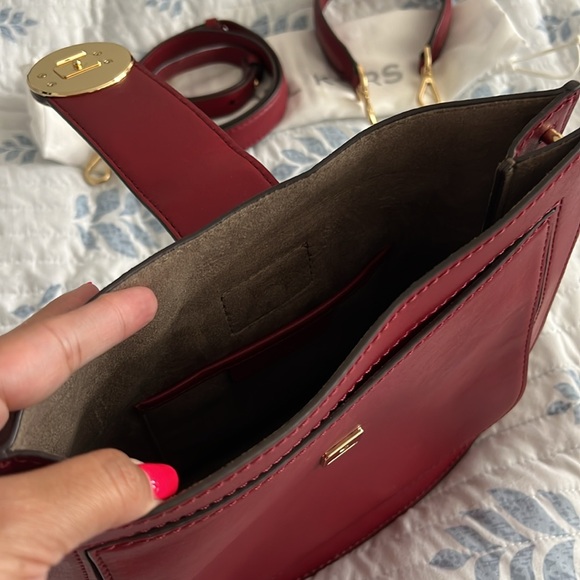 Michael Kors Medium shoulder bag - Picture 2 of 7